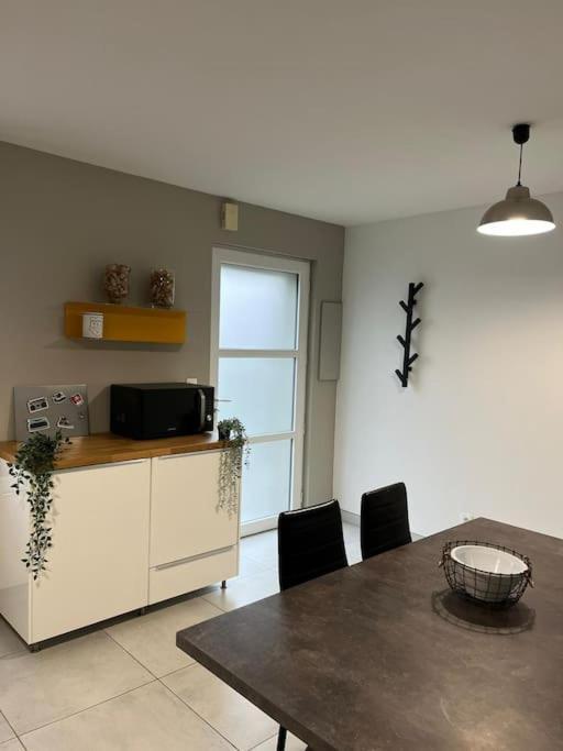 La Maison Du Bonheur 70 M² แซ็ง-อาร์มองด์-เลส์-ซูว์ ภายนอก รูปภาพ